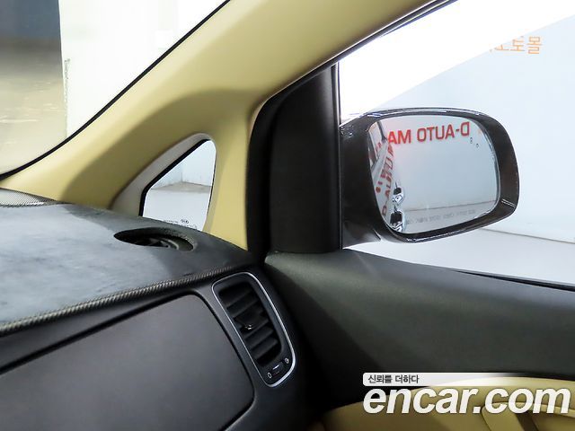 Kia Canival 2016 — photo 16