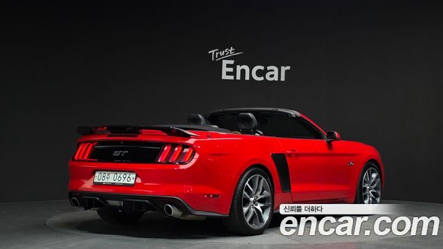 Ford Mustang 2016 — photo 2