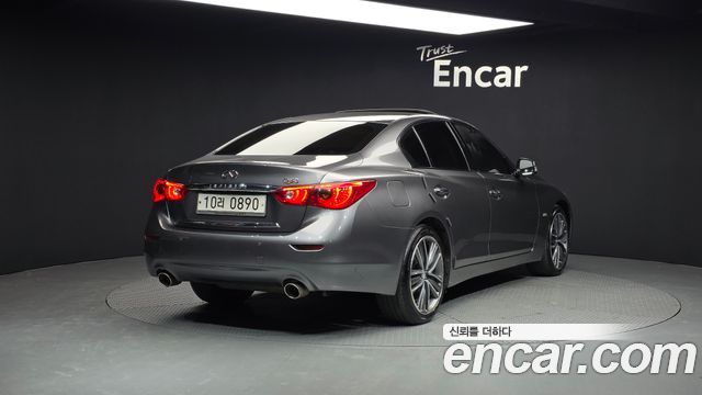 Infiniti Q50 2016 — photo 2