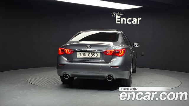 Infiniti Q50 2016 — photo 4