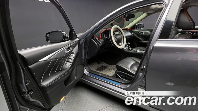 Infiniti Q50 2016 — photo 10