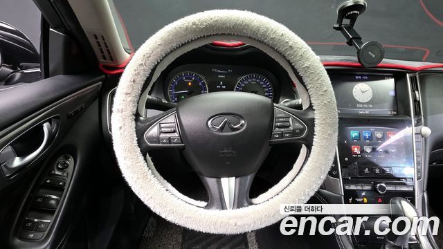 Infiniti Q50 2016 — photo 13