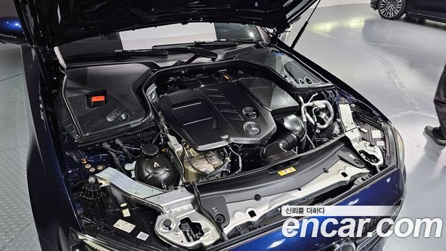 Mercedes-Benz E-Class 2021 — photo 6