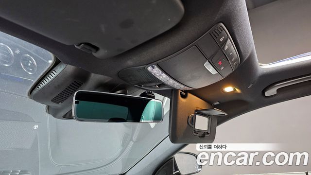 Mercedes-Benz E-Class 2021 — photo 20