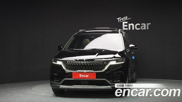 Kia Canival 2023 — photo 3
