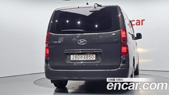 Hyundai Starex 2019 — photo 4
