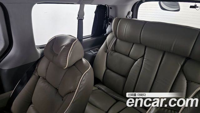 Hyundai Starex 2019 — photo 13