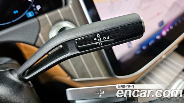 Mercedes-Benz E-Class 2026 — photo 9