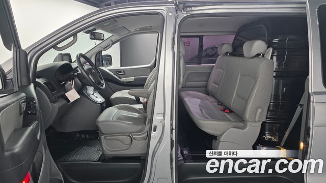 Hyundai Starex 2014 — photo 19