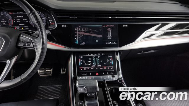 Audi Q8 2020 — photo 14