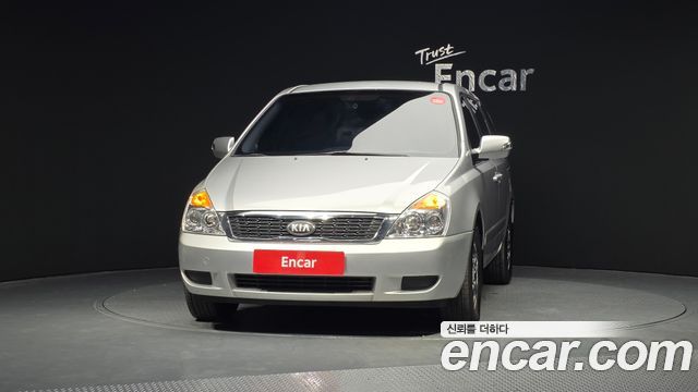 Kia Canival 2013 — photo 3