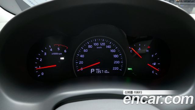 Kia Canival 2013 — photo 8