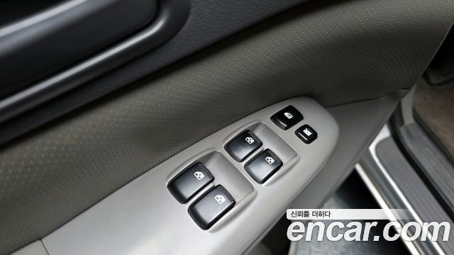 Kia Canival 2013 — photo 18