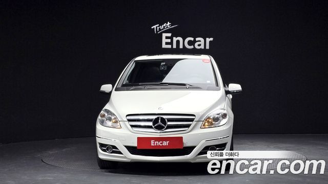 Mercedes-Benz B-Class 2010 — photo 3