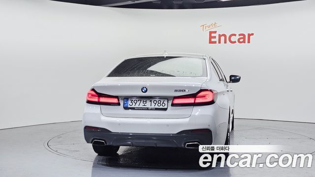 BMW 5-Series 2021 — photo 4
