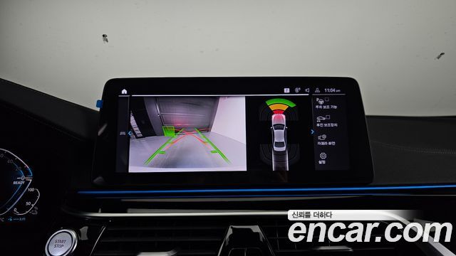 BMW 5-Series 2021 — photo 17