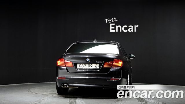 BMW 5-Series 2016 — photo 4