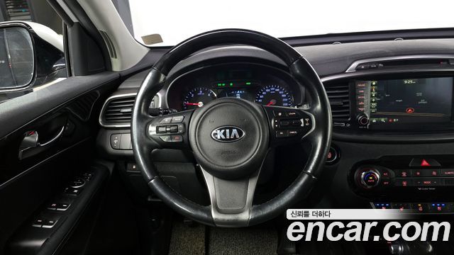 Kia Sorento 2015 — photo 13