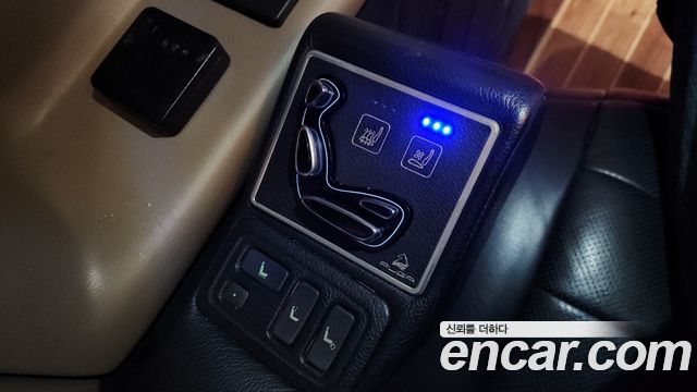 GMC Savana 2019 — photo 18