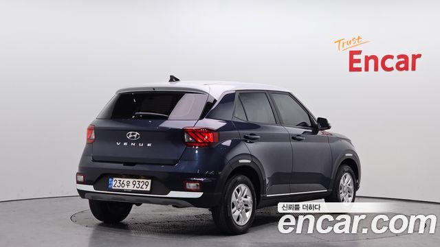 Hyundai Venue 2022 — photo 2