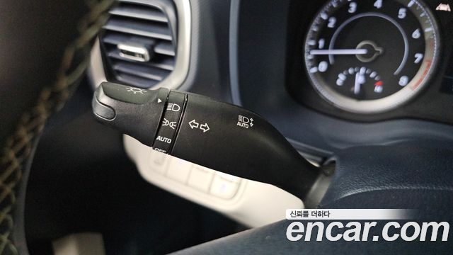 Hyundai Venue 2022 — photo 15