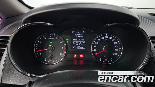 Kia K3 2013 — photo 8