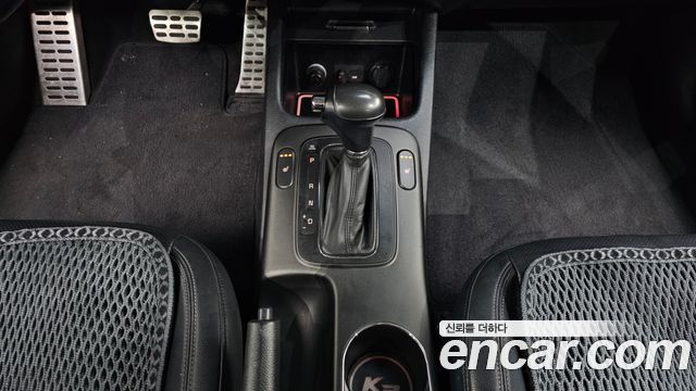 Kia K3 2013 — photo 9