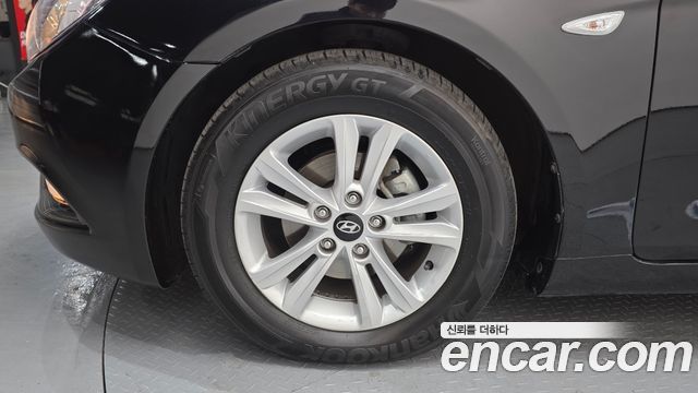Hyundai Sonata 2011 — photo 5