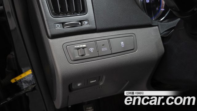 Hyundai Sonata 2011 — photo 17