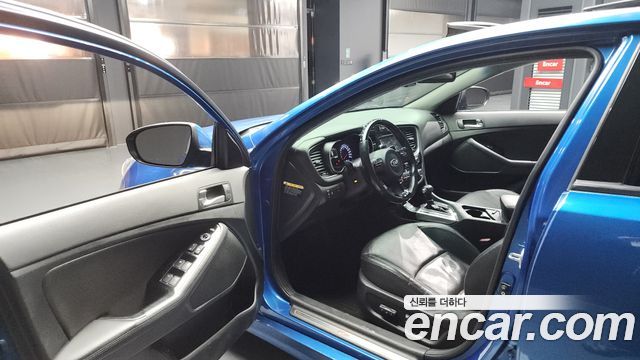 Kia K5 2015 — photo 10