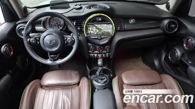 Mini Cooper 2019 — photo 7