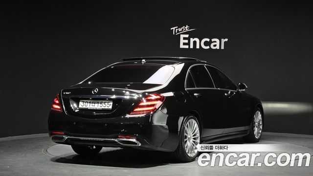 Mercedes-Benz S-Class 2020 — photo 2