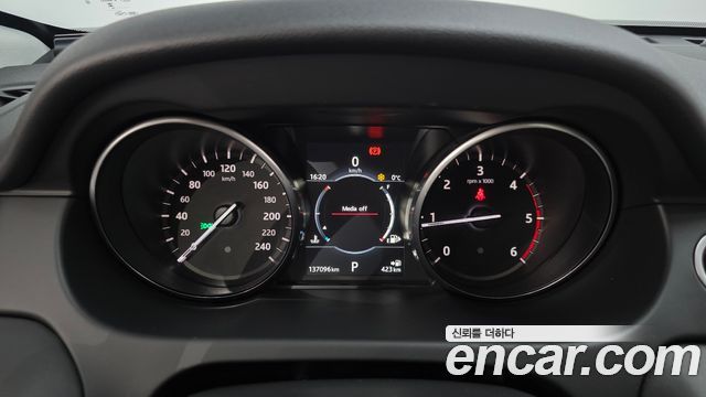 Land Rover Discovery Sport 2017 — photo 8