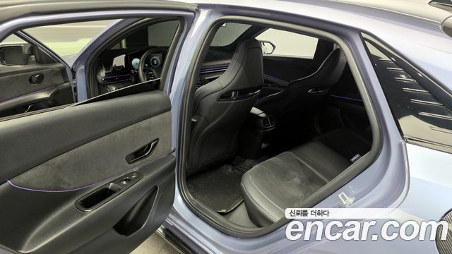 Hyundai AVANTE 2024 — photo 11