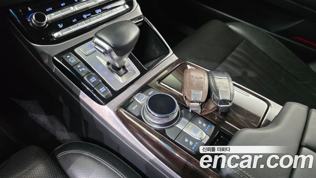 Genesis EQ900 2016 — photo 9