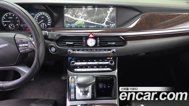 Genesis EQ900 2016 — photo 14