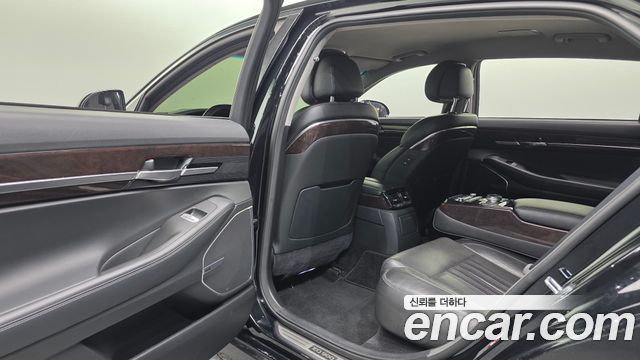Genesis EQ900 2016 — photo 17