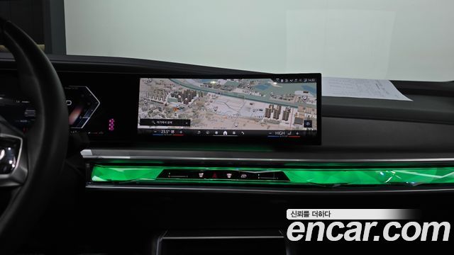BMW 7-Series 2023 — photo 15