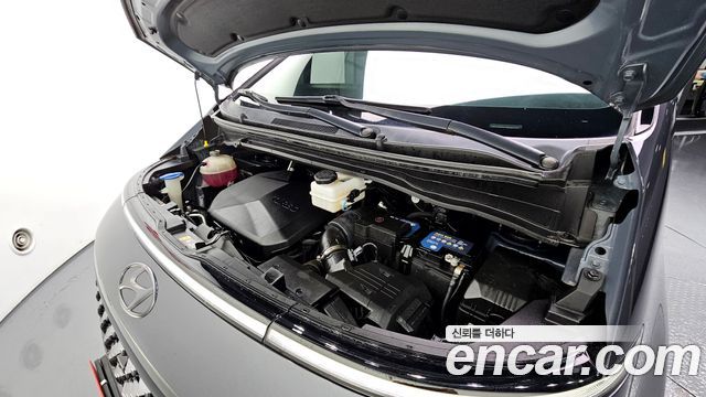 Hyundai Staria 2022 — photo 6
