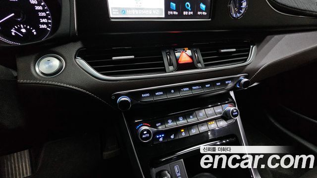 Hyundai Grandeur 2019 — photo 15