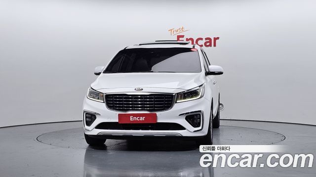 Kia Canival 2019 — photo 3