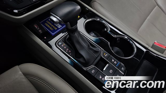Kia Canival 2019 — photo 9