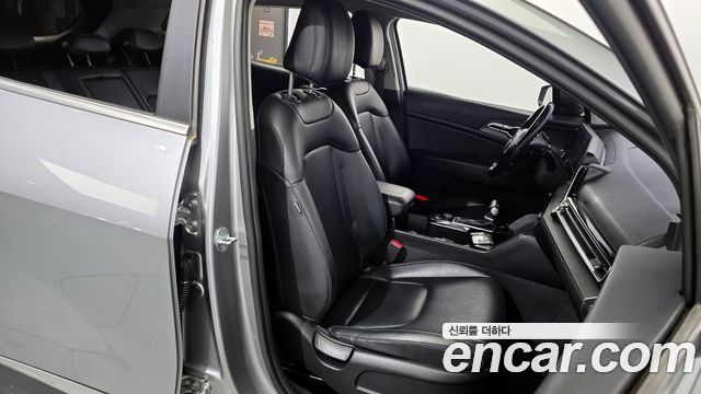 Kia Sportage 2022 — photo 12