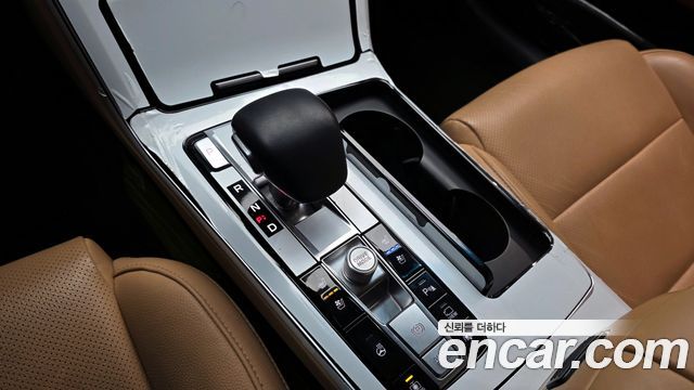 Kia K7 2020 — photo 9