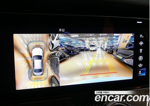 Mercedes-Benz E-Class 2023 — photo 15