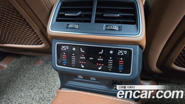 Audi A6 2023 — photo 18