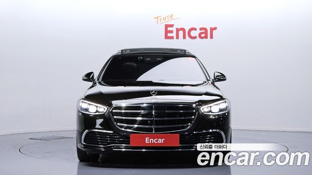 Mercedes-Benz S-Class 2023 — photo 3