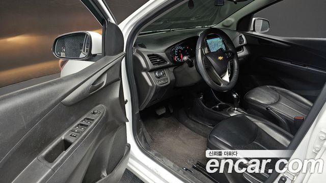 Chevrolet Korea Spark 2016 — photo 11