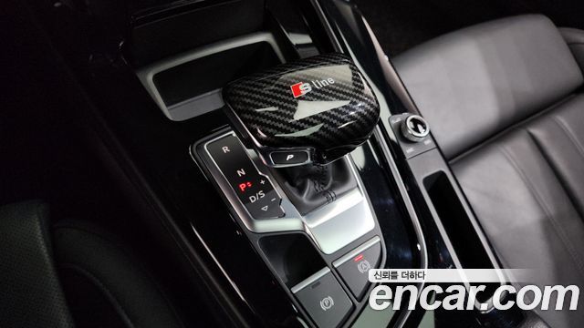 Audi A5 2021 — photo 9