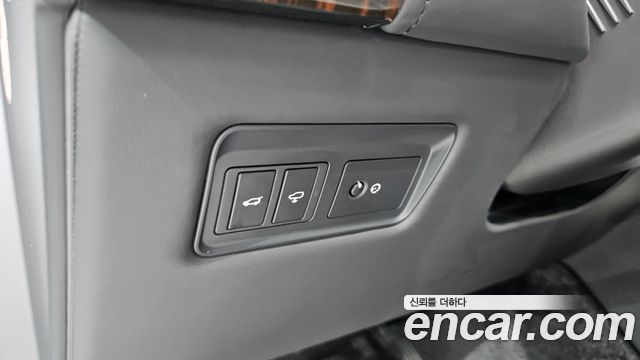 Land Rover Range Rover 2016 — photo 9